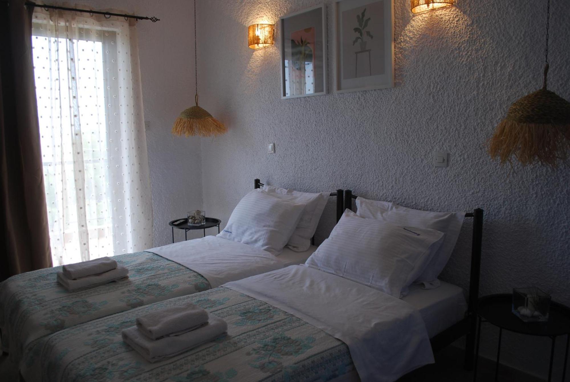 Sunset Rooms Agia Marina  Экстерьер фото