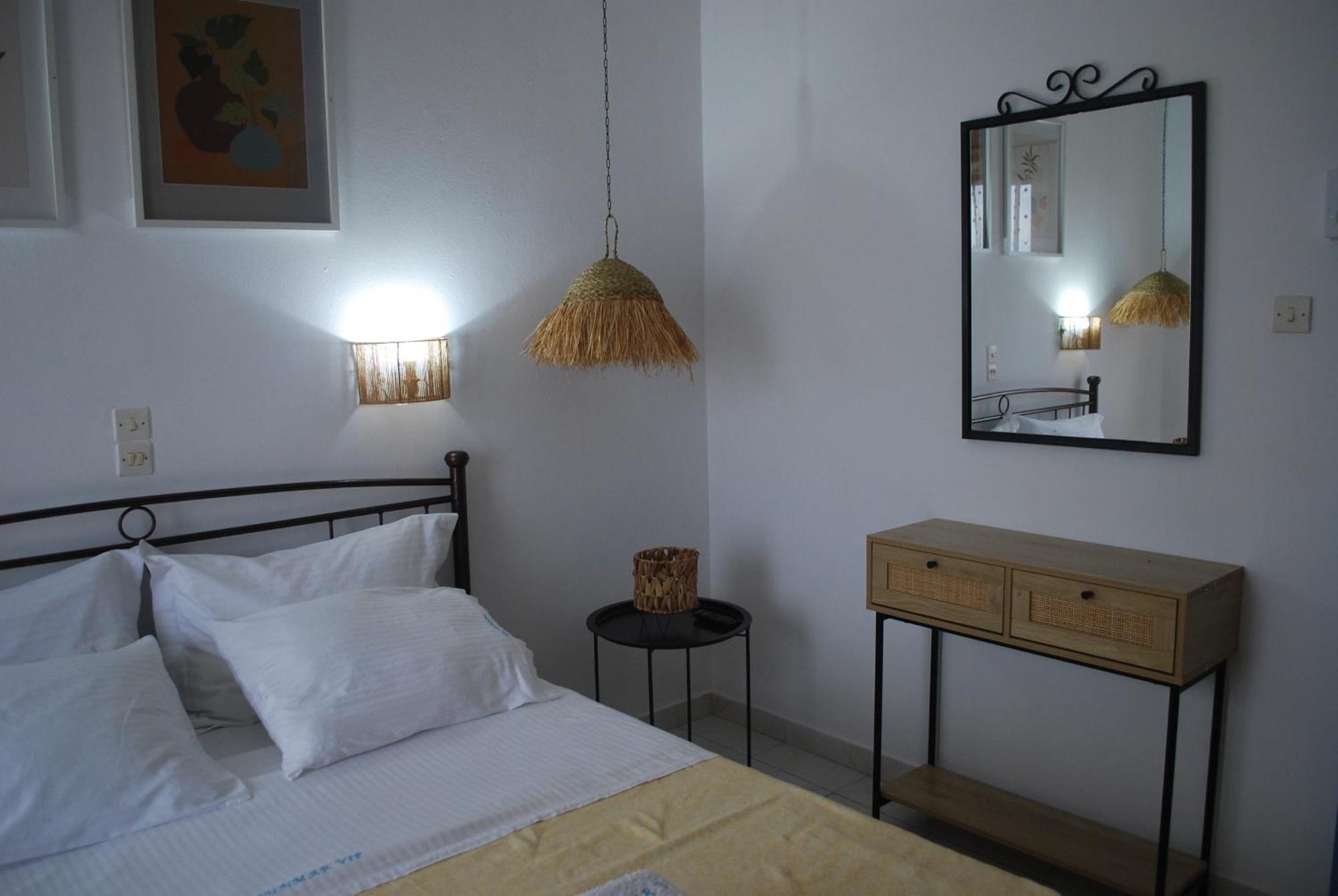 Sunset Rooms Agia Marina  Экстерьер фото
